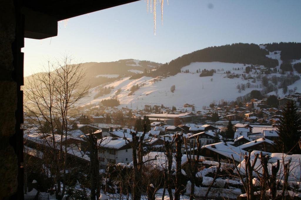 Chalet In Megeve Room photo